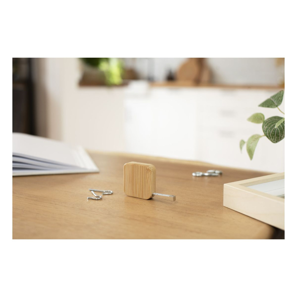 CALLUM - Bamboo tape measure