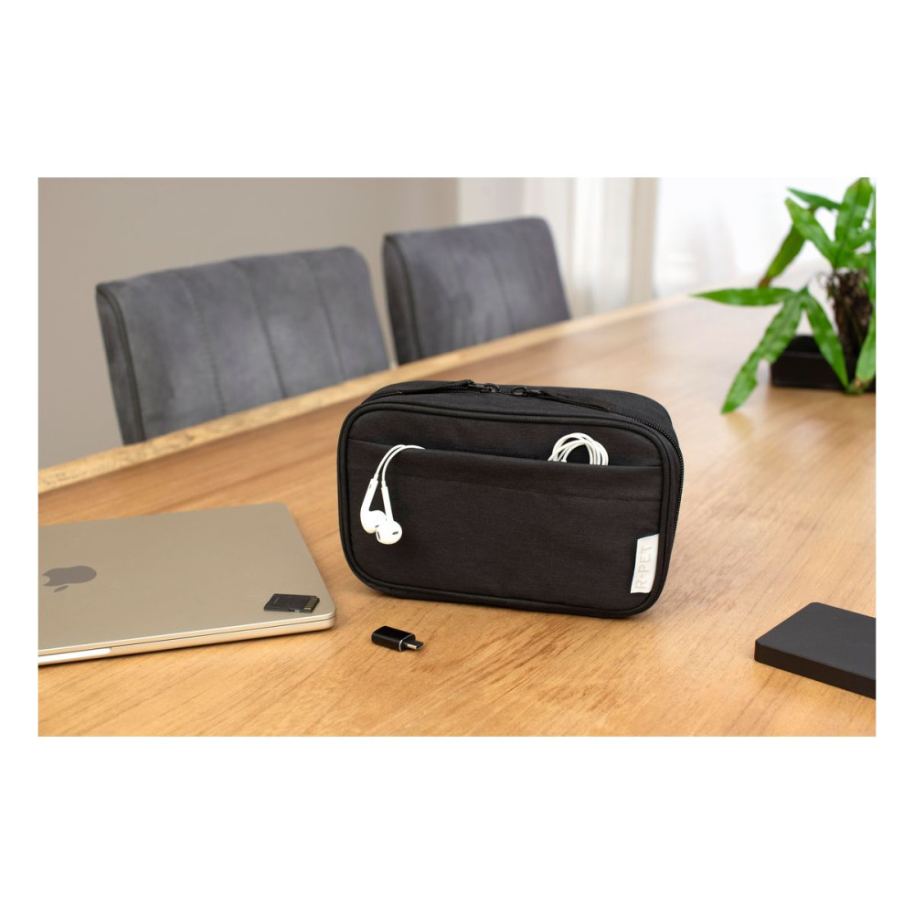 CALIX - rPET 300D polyester travel pouch