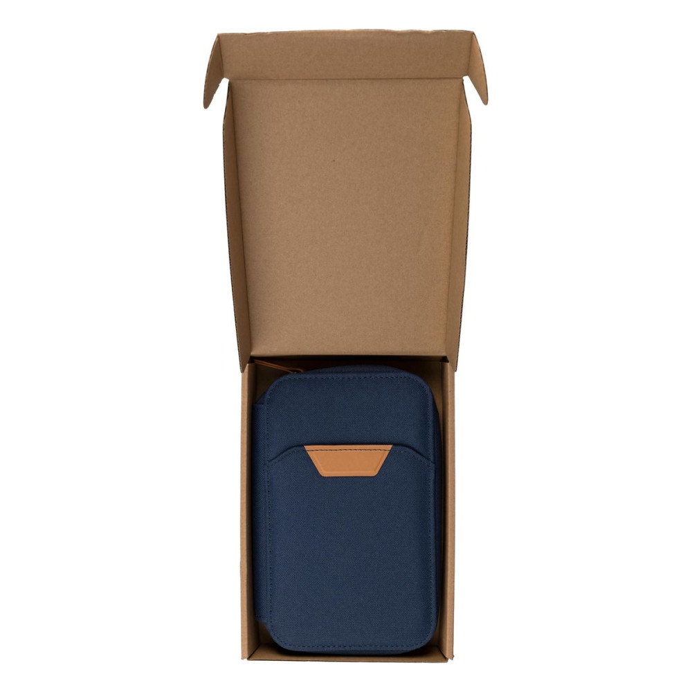 SUSANNE - rPET travel wallet